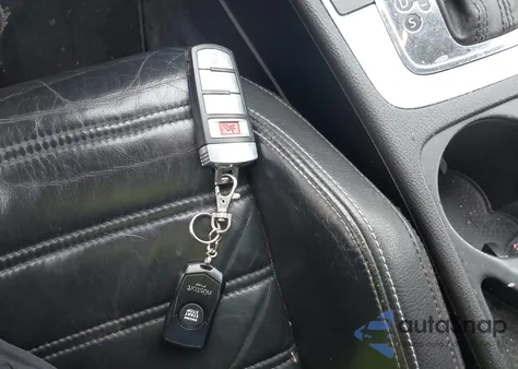 2009 Volkswagen Cc Luxury z USA, uszkodzony, nr VIN WVWHL73C89E524554